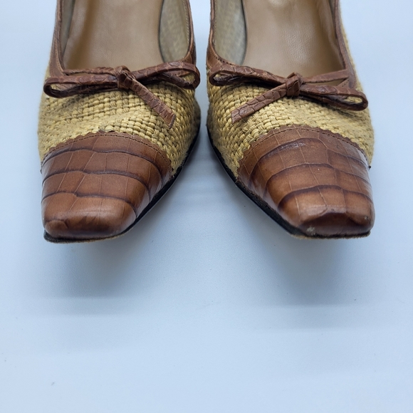 Stuart Weitzman tan basket weave reptile brown trim pump Size 7 - Picture 4 of 14